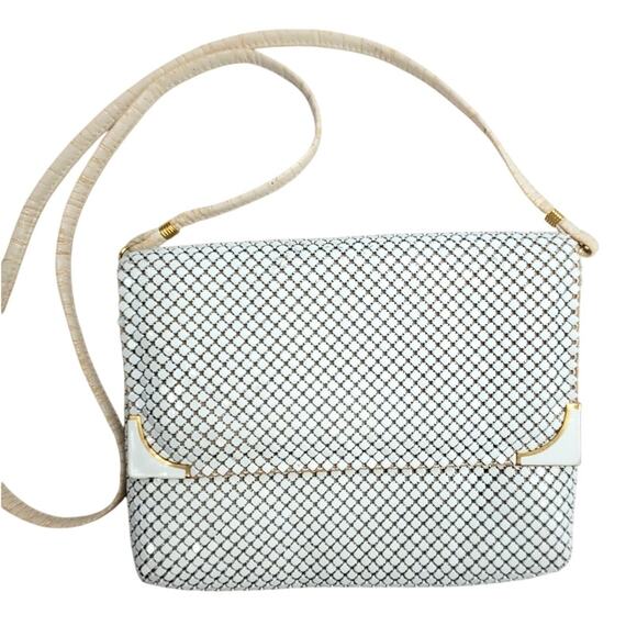 Vintage 80s White Metal Mesh‎ Crossbody Purse Flap Handbag Retro Disco Evening - Picture 1 of 11